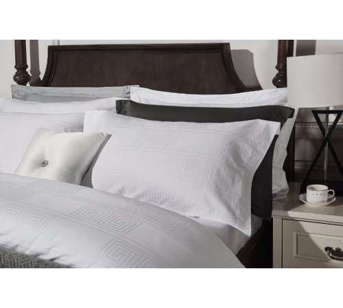 Gối  Khách Sạn trắng hoa tiết 01