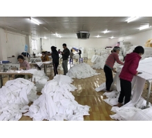 Khu vực cắt may khăn